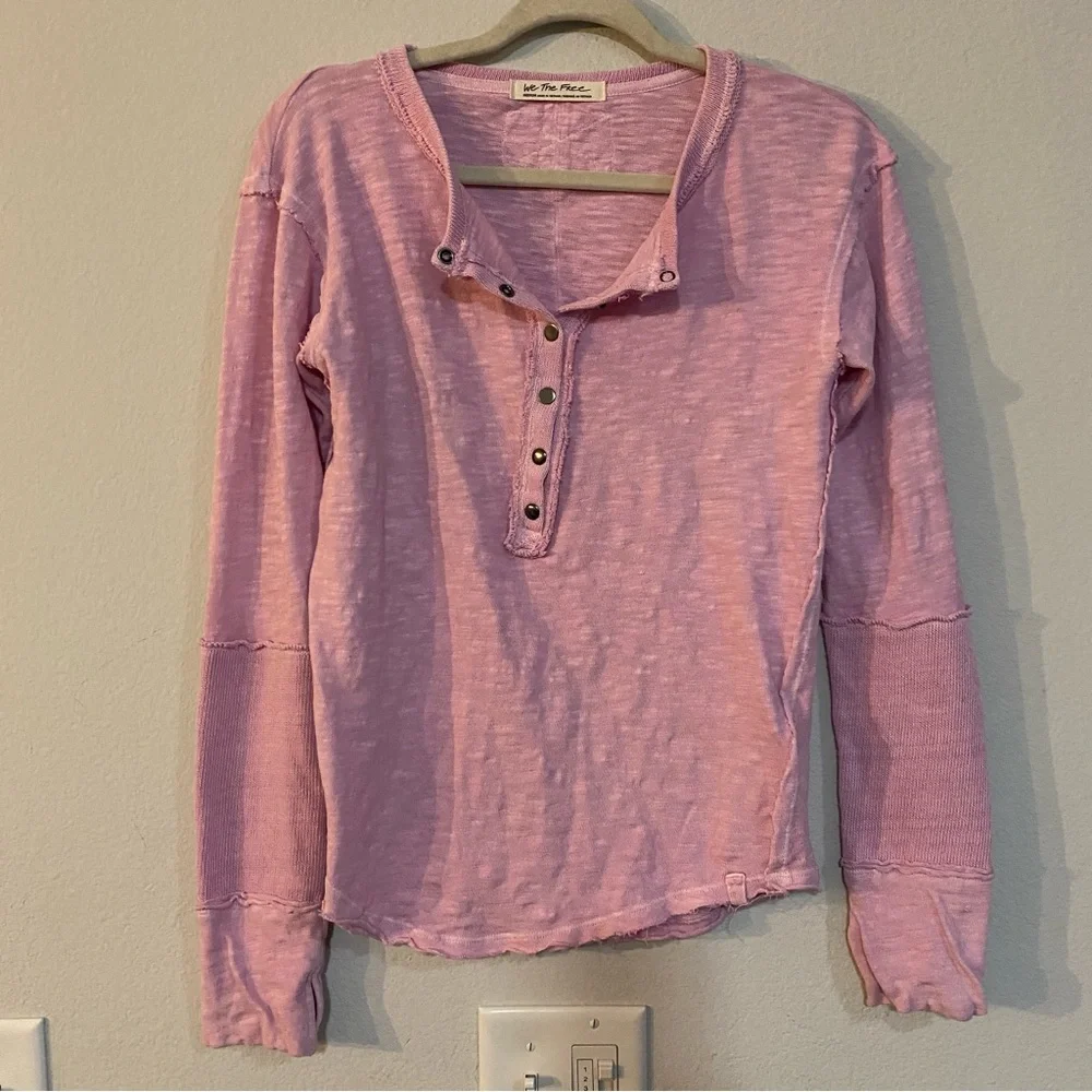 Free People Henley Top Phoebe Medium Pink Thumb Holes Knit - Picture 2 of 8